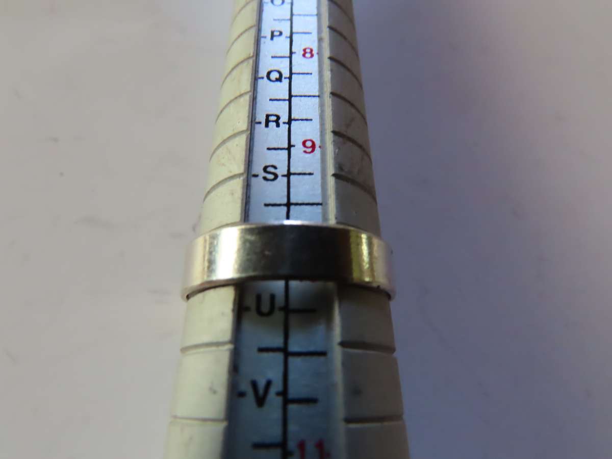 Jewellery - .925 Silver Ring - Size as shown # 8