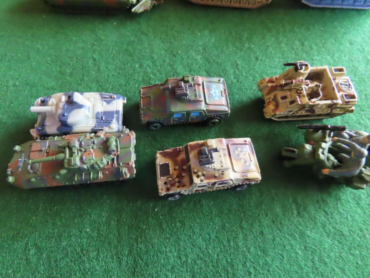 Galoob Micro Toys - Tanks and Military