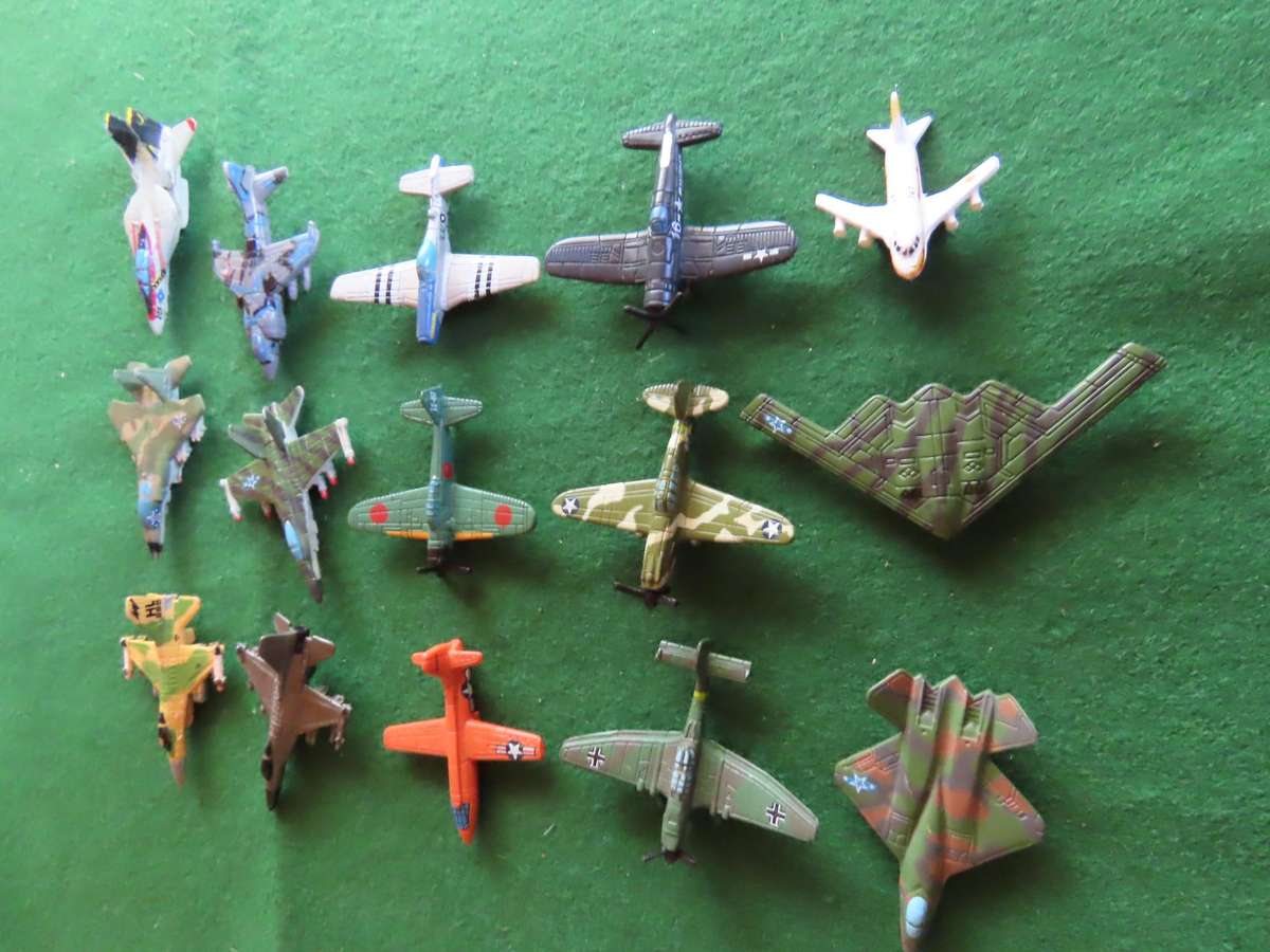 Galoob Micro Toys - 15 Aircraft
