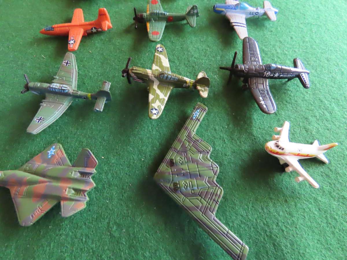Galoob Micro Toys - 15 Aircraft