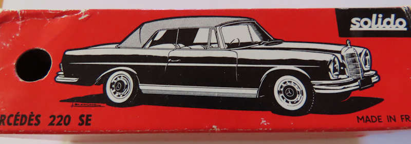 Mercedes - 220 SE - Solido boxed never played with