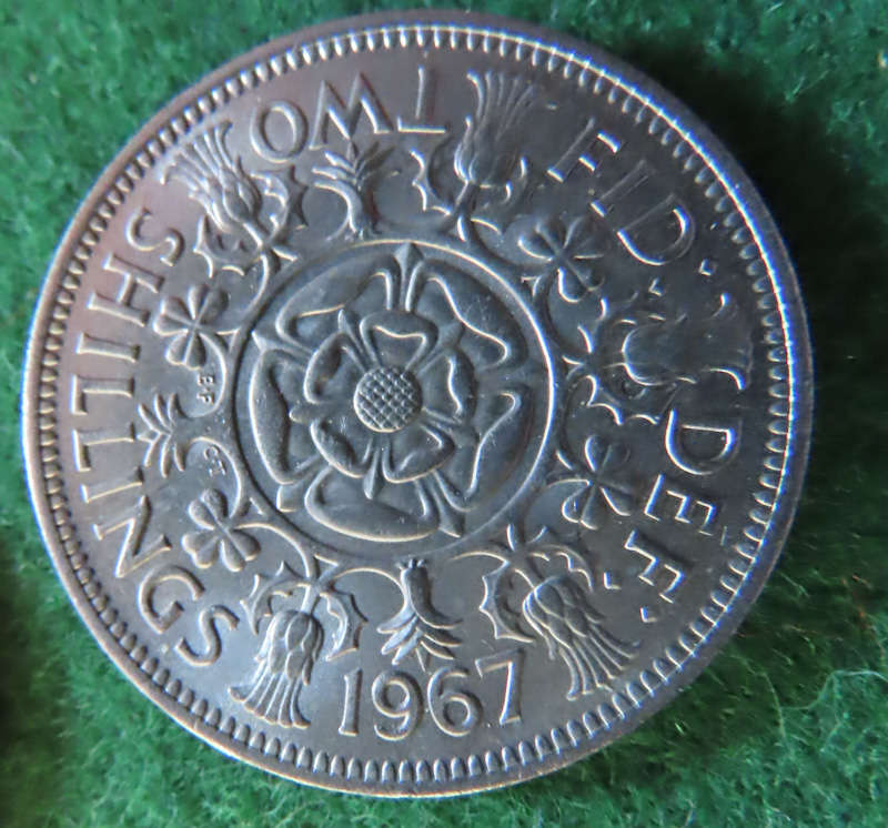 Great Britain - Almost Uncirculated Set all 1967 except 1/- which is 1965