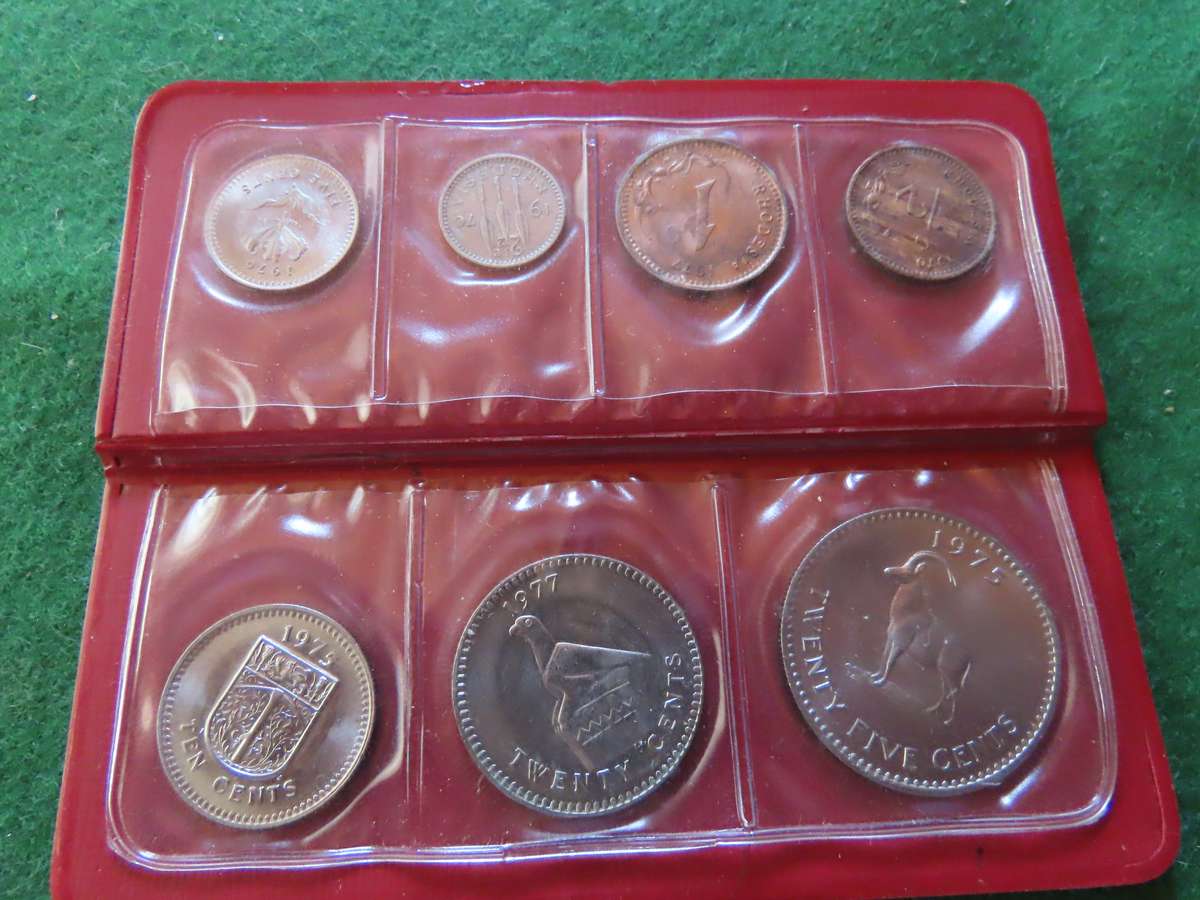 Rhodesia - Coin Set in Folder 1/2d and 2 1/2d 1970 1c and 20 c 1977 5c 1976 10c and 25c 1975