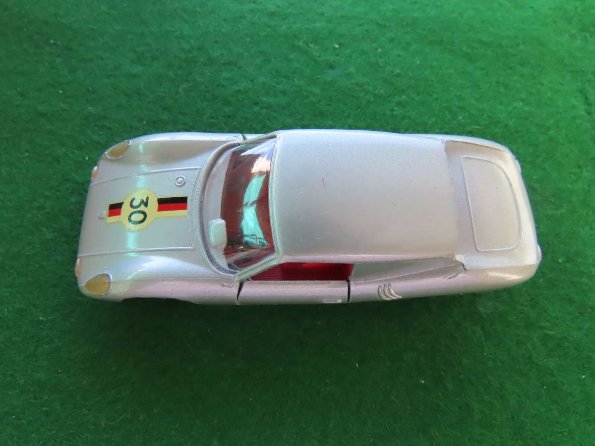 Porsche Le Mans - Solido boxed never played with
