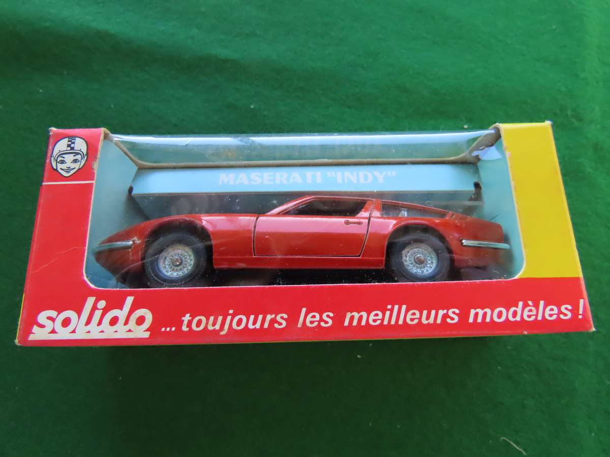 Maserati Indy - Solido boxed never played with