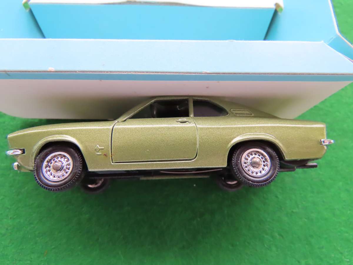 Opel Manta - Solido boxed never played with