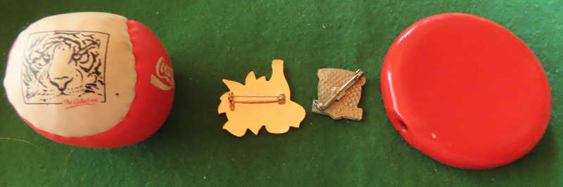 Coca- Cola - Soft Ball - 2 Pins - Plastic Coin Purse - 2 Openers Made in Germany