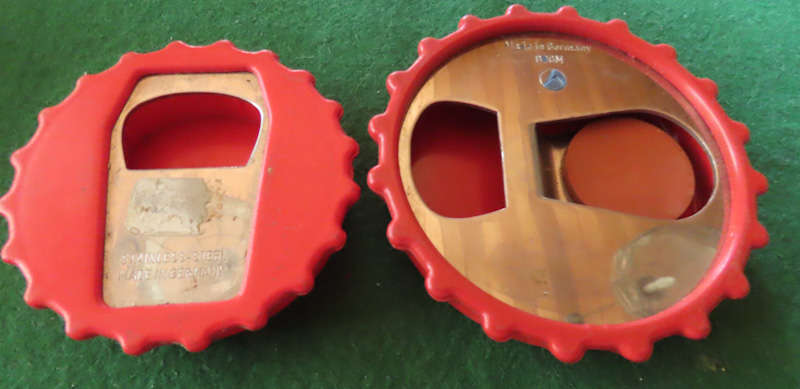 Coca- Cola - Soft Ball - 2 Pins - Plastic Coin Purse - 2 Openers Made in Germany