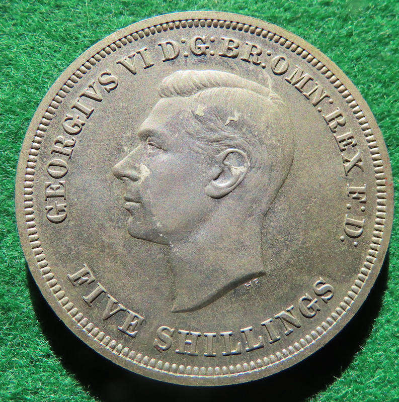 Great Britain - George VI - 1951 5/- with Box and Paper