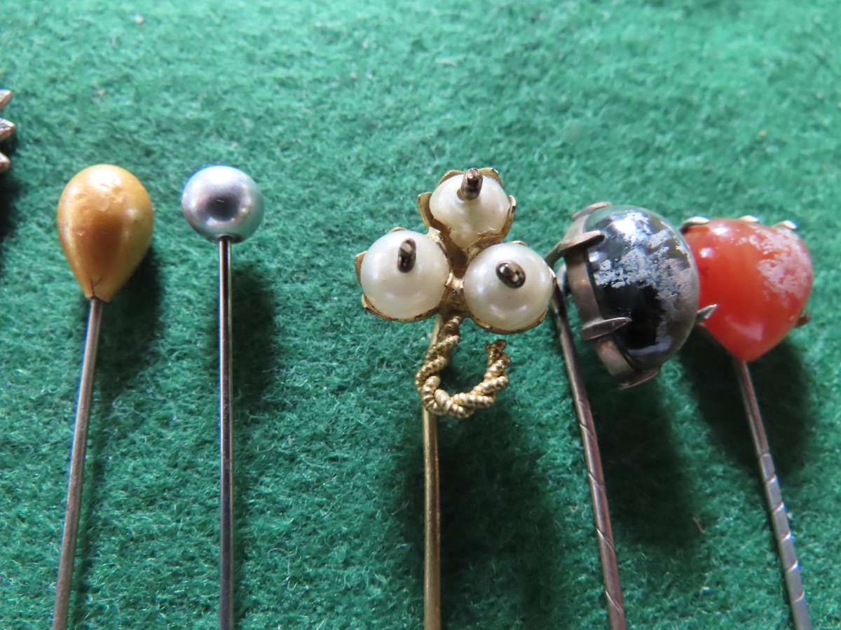Costume Jewellery - 7 Vintage Hat Pins