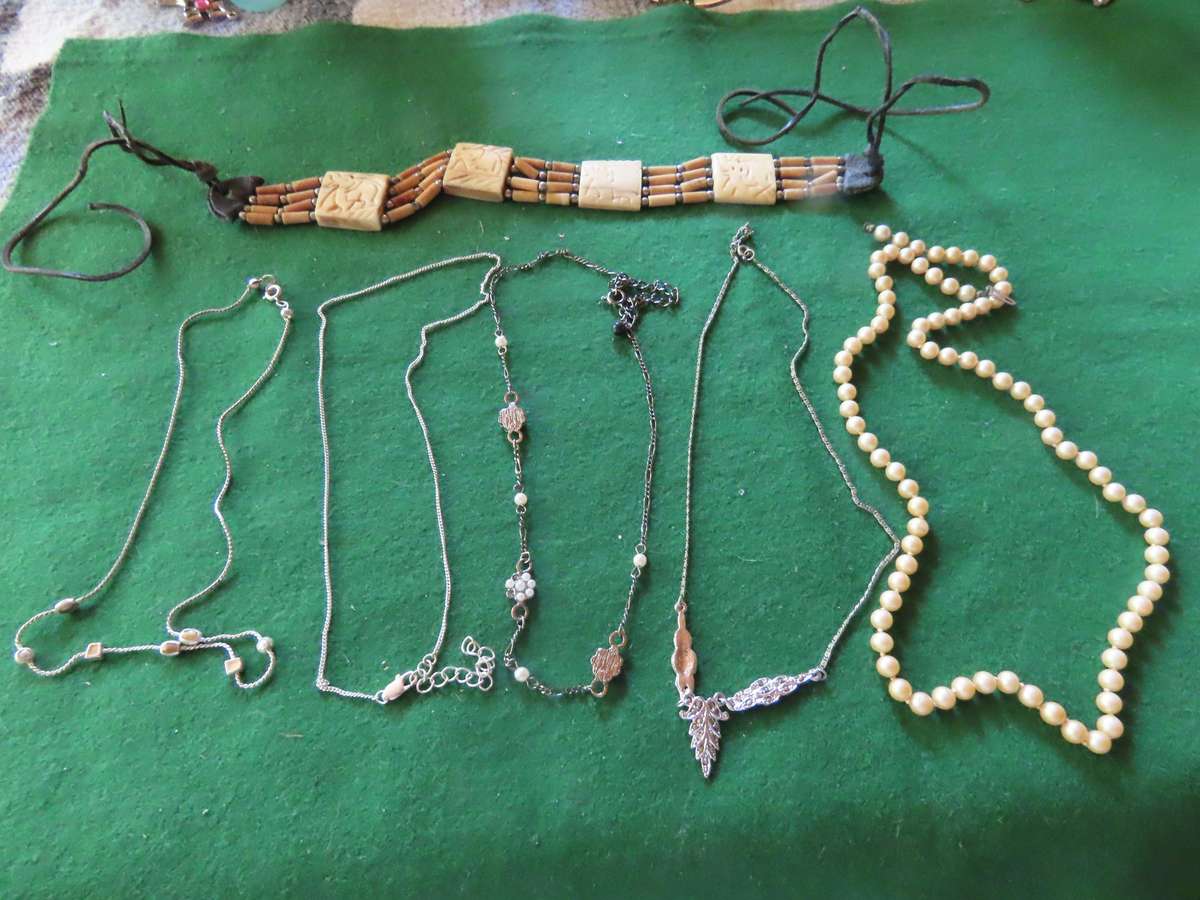 Costume Jewellery - 6 Necklaces # 1