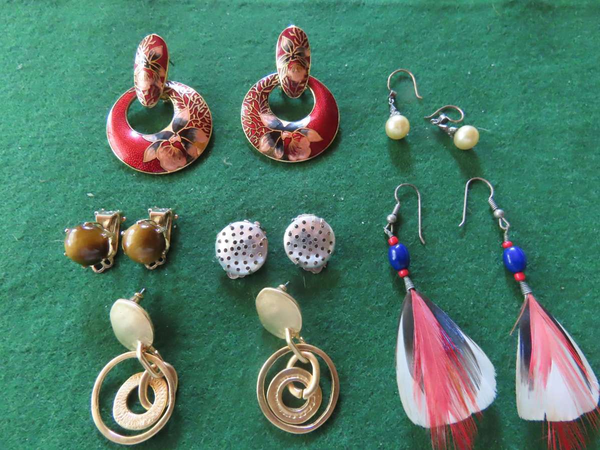 Costume Jewellery - 6 Pairs Earrings # 6