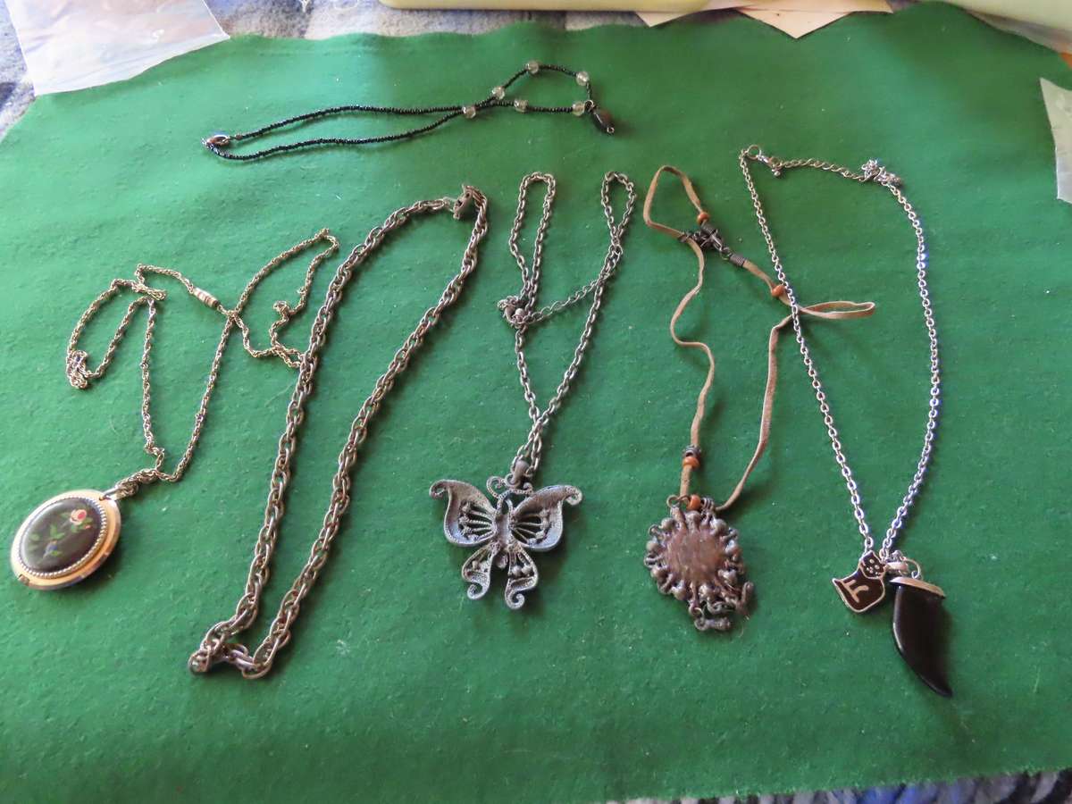 Costume Jewellery - 6 Necklaces # 4