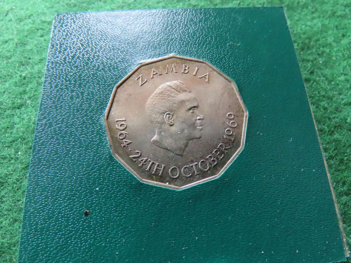 Zambia - Bank of Zambia - 1964-1969 - 50 Ngwee encased in plastic holder