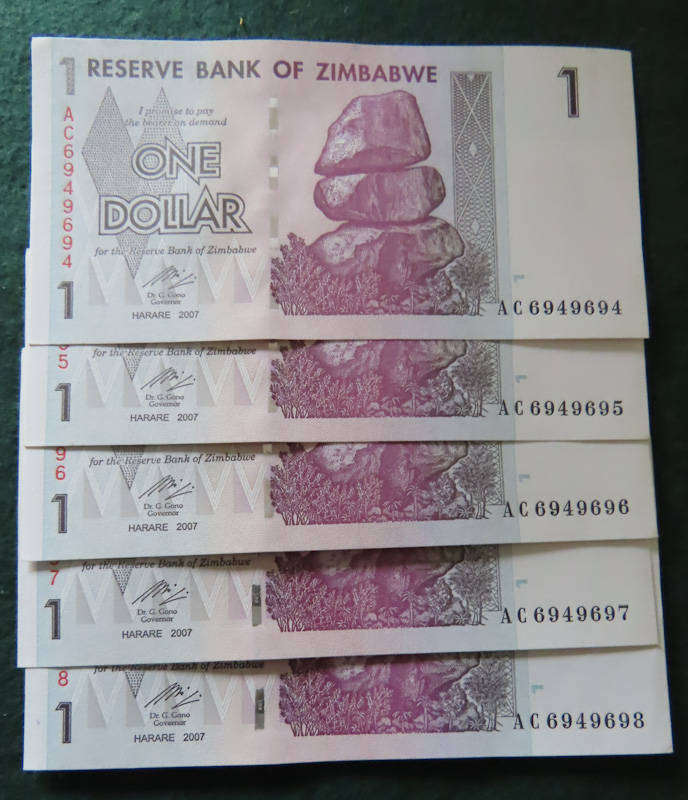 Zimbabwe - Reserve Bank of Zimbabwe - 5 x 2007 $1 Notes in Sequence UNC