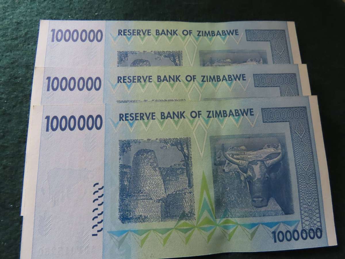 Zimbabwe - Reserve Bank of Zimbabwe - 3 x 2008 $1000000 Notes in Sequence UNC