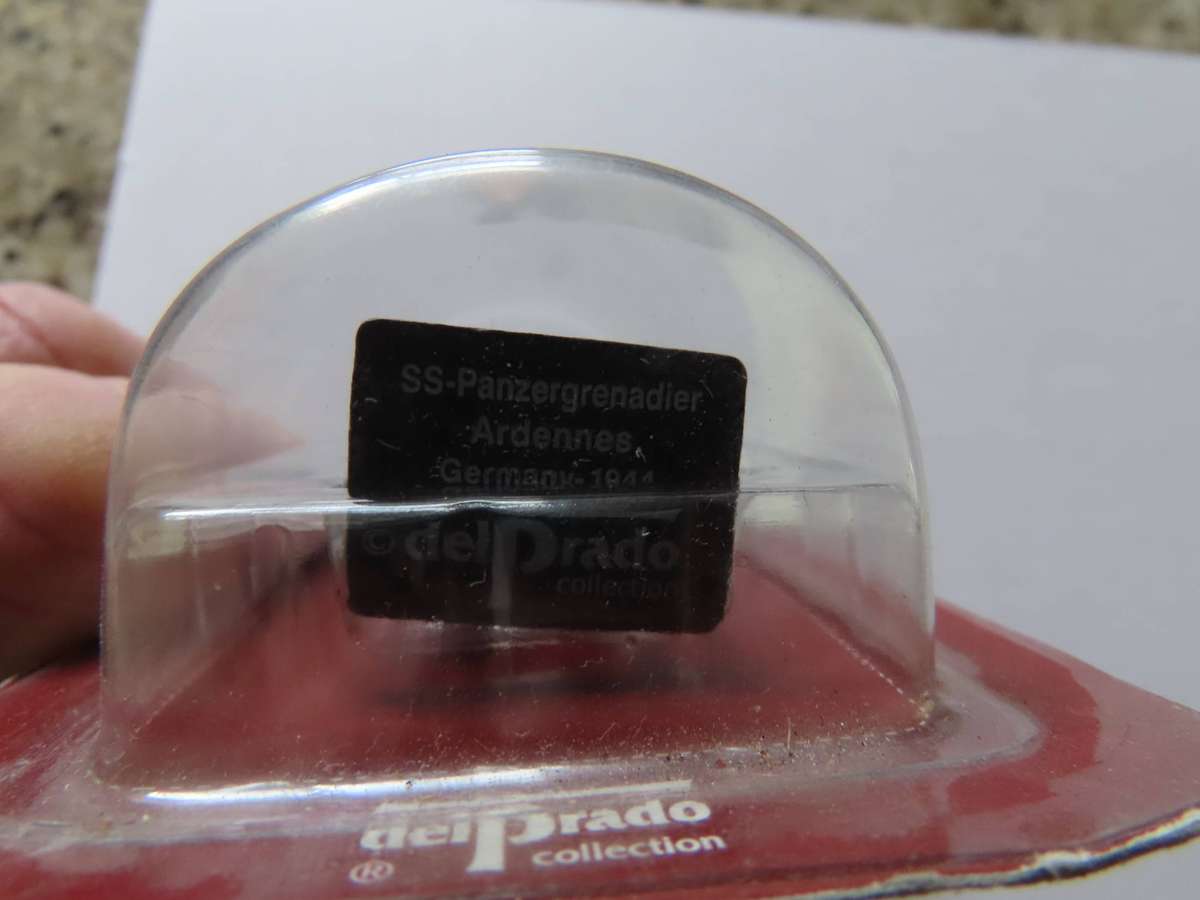 Del Prado - Encased Military Model - SS Panzergrenadier Ardennes - Germany 1944