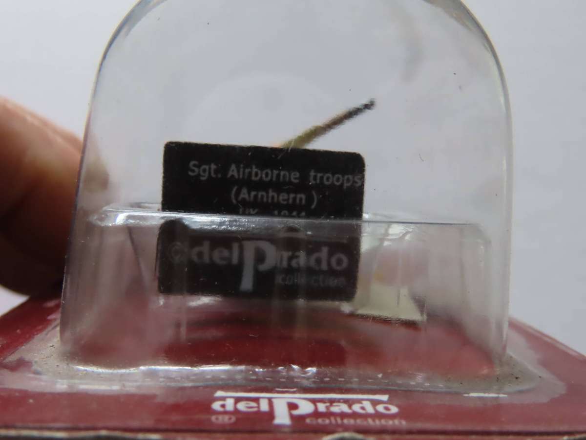 Del Prado - Encased Military Model - Sgt Airborne Troops (Arnhem) - UK 1944