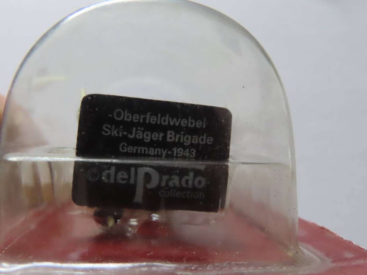 Del Prado - Encased Military Model - Oberfeldwebel Ski-Jager Brigade - Germany 1943