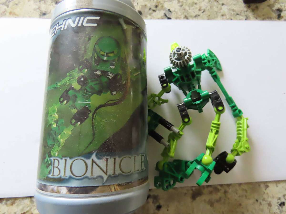 Lego - Technic - Bionicle - Lewa 8535 - Complete in Container