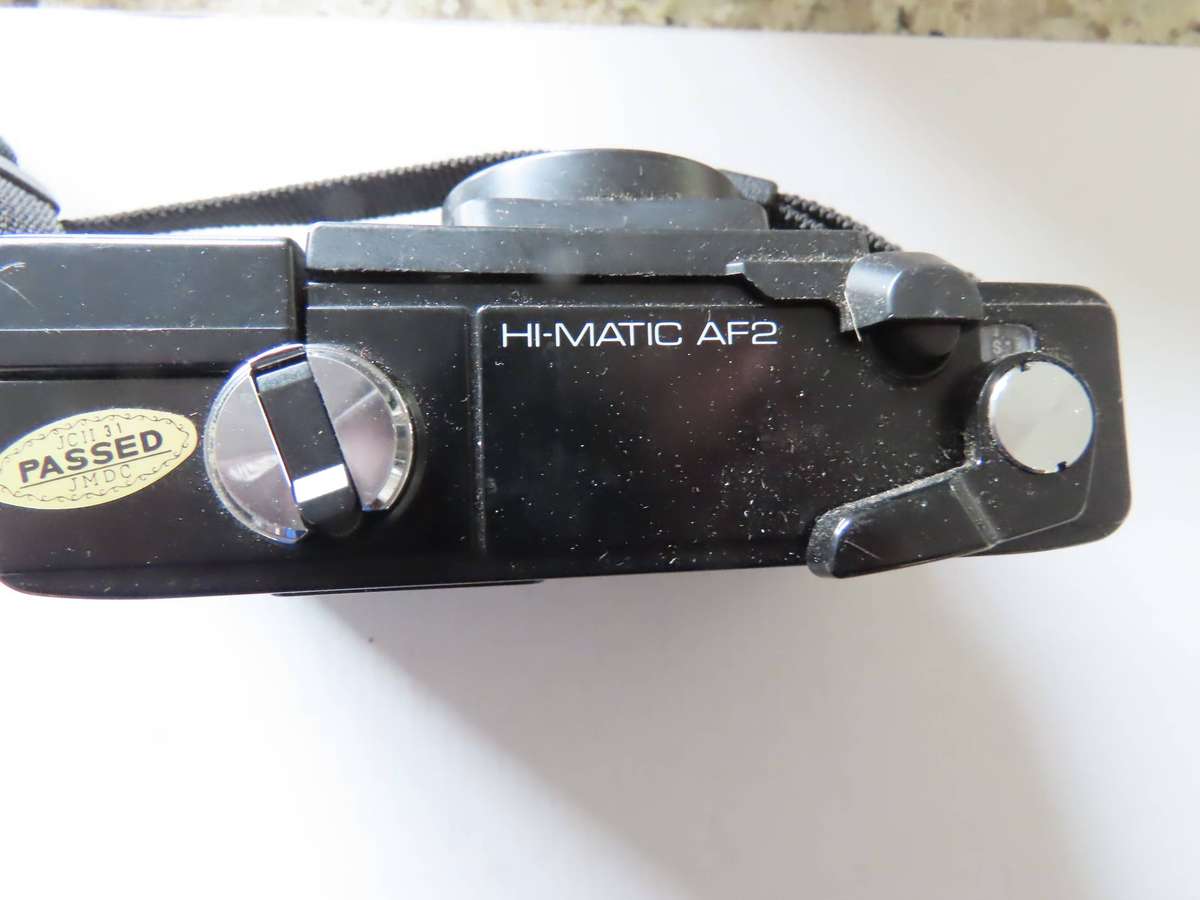 Camera - 35 mm - Minolta Hi-Matic AF 2