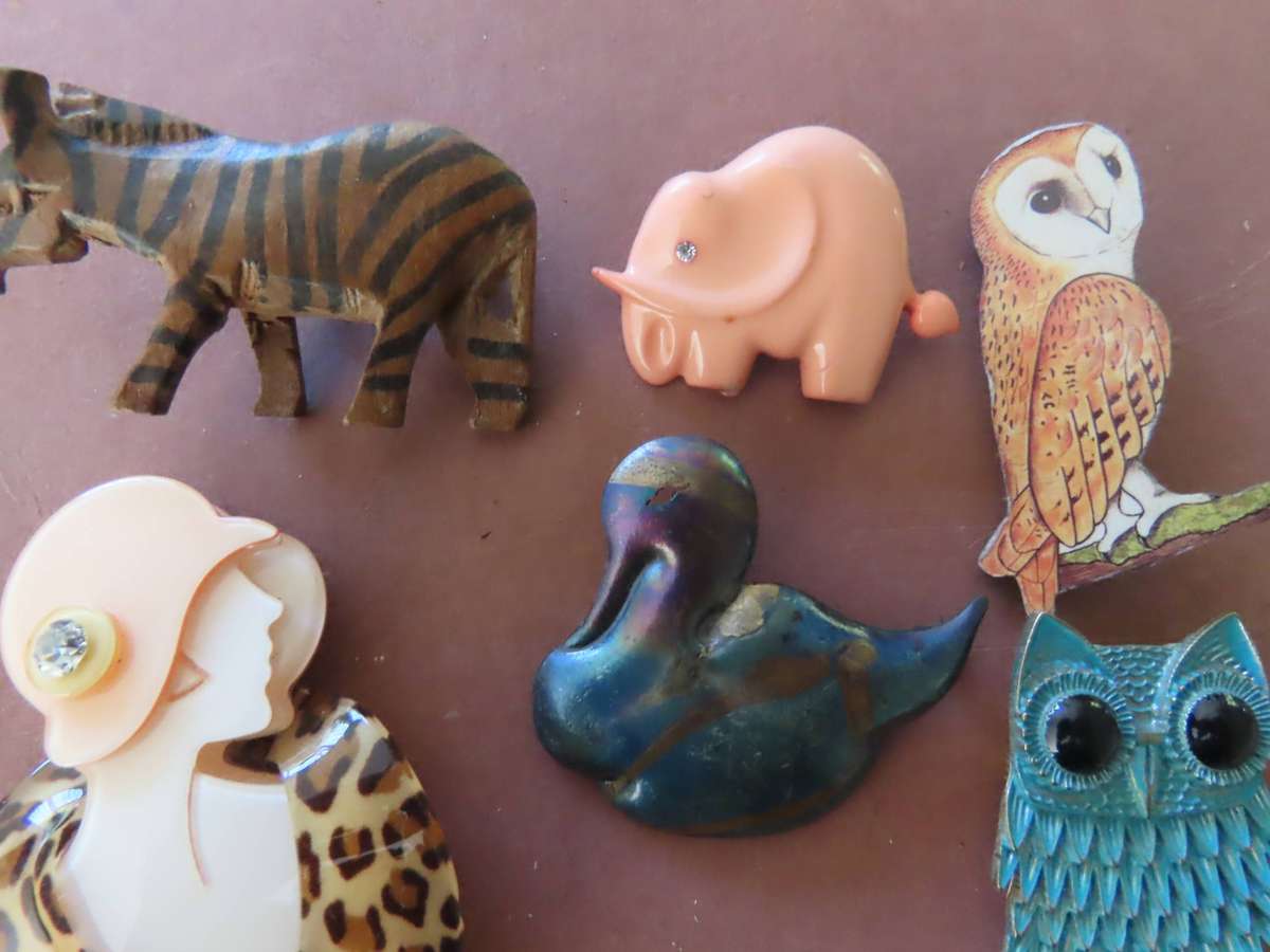 Jewellery - 10 Vintage Brooches # 2