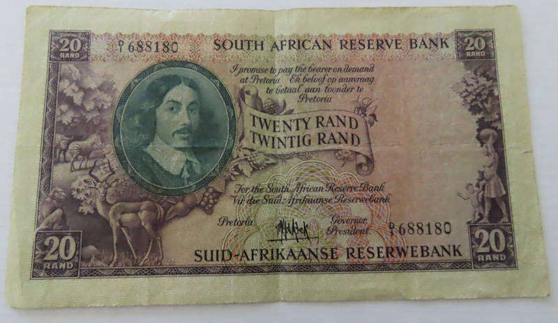 South Africa - M.H. De Kock - R20