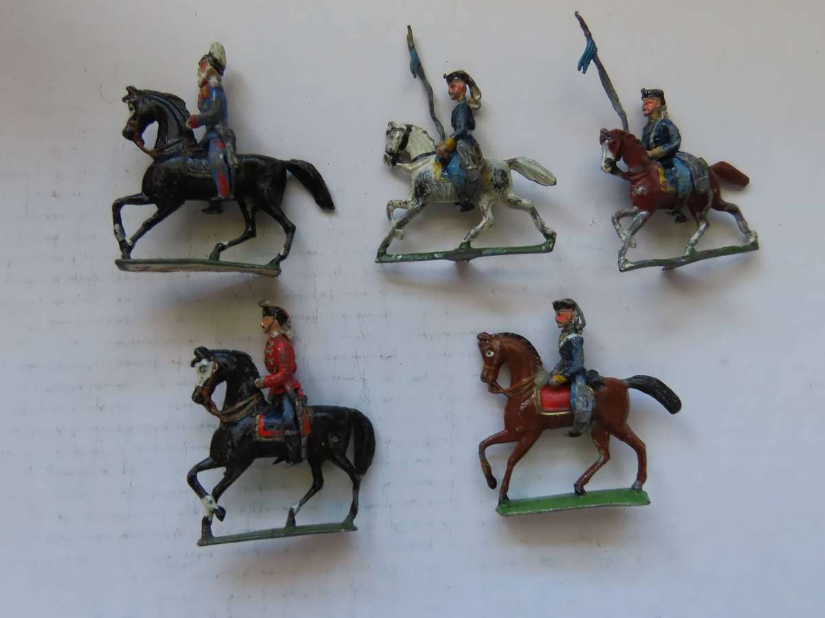 Vintage Lead Soldiers - 5 on Horseback - Detachable Heads - Need Attention