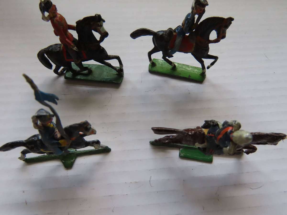 Vintage Lead Soldiers - 4 on Horseback - Detachable Heads - Need Attention