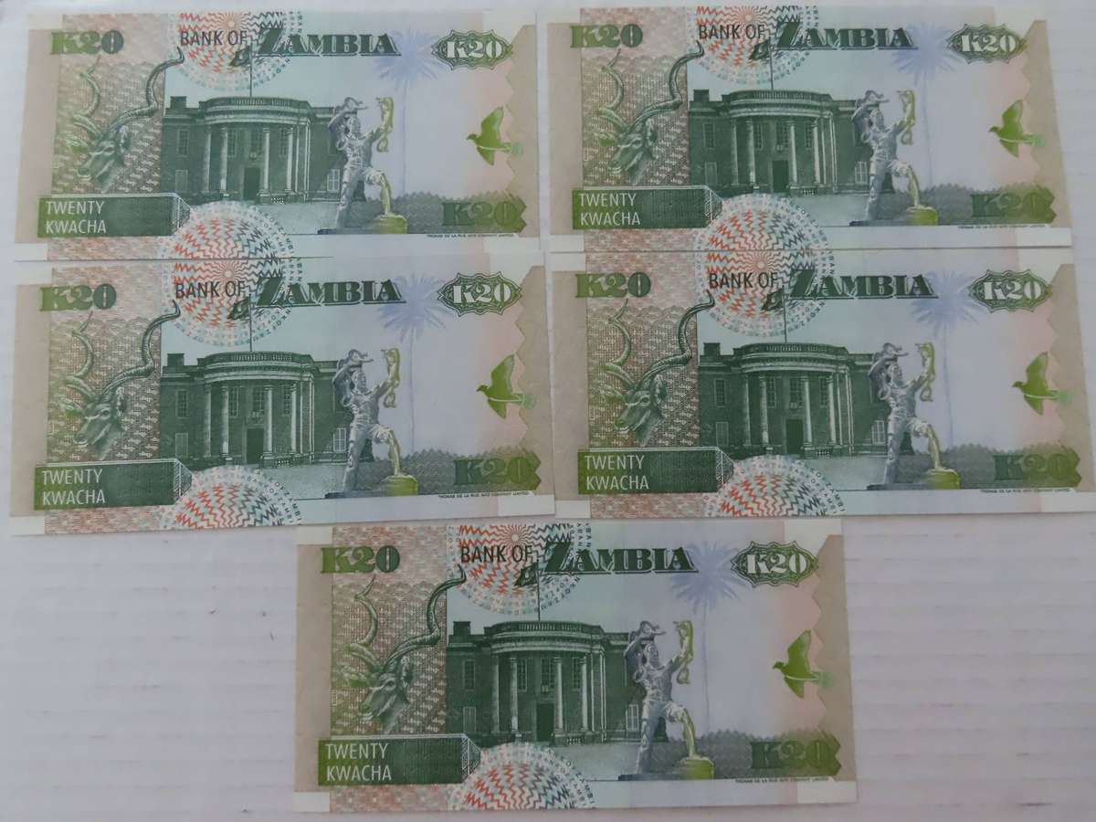 Zambia - 1992 - 5 X 20 Dollar Notes IN Sequence UNC
