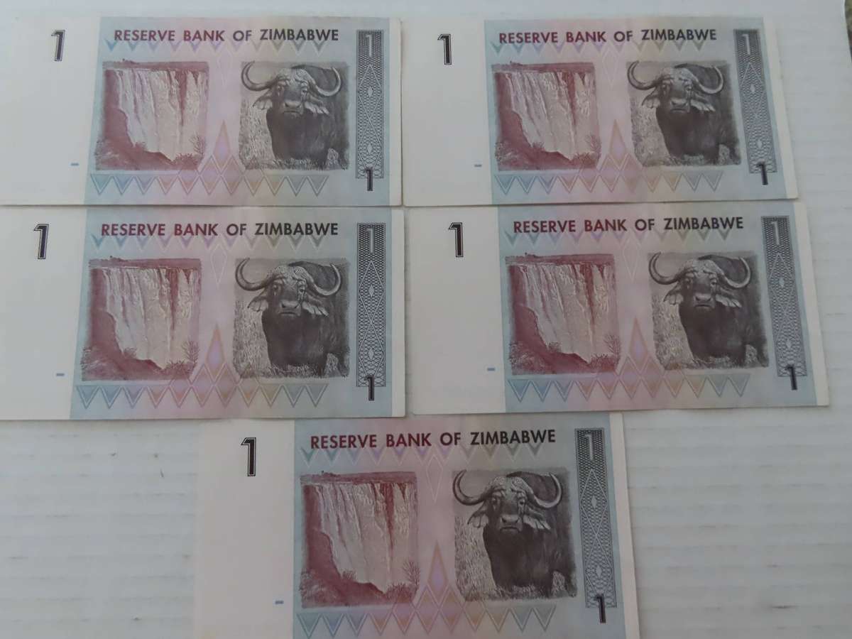 Zimbabwe - 2007 -  5  X 1 Dollar Notes in Sequence UNC