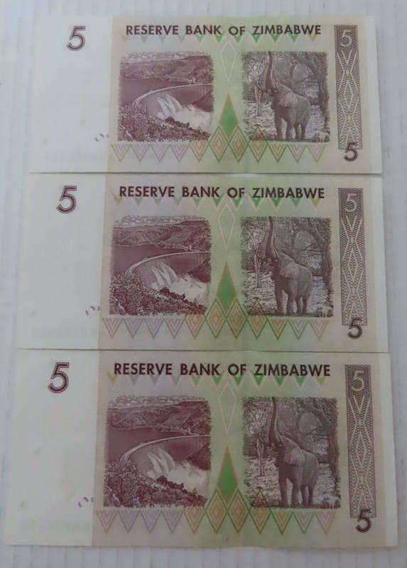 Zimbabwe - 2007 - 3 X 5 Dollar Notes in Sequence UNC