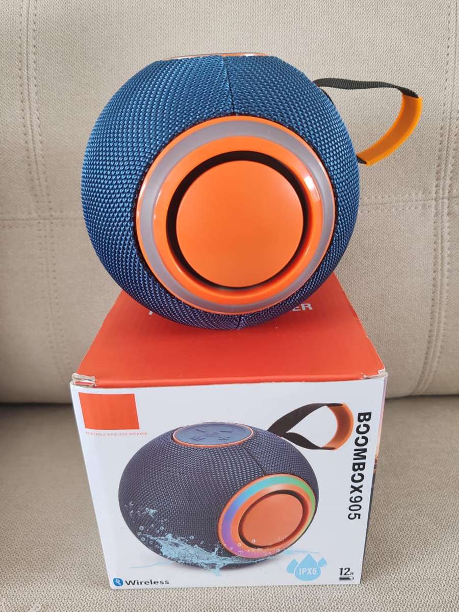 Blue BOOMBOX905 Wireless Bluetooth speaker Outdoor subwoofer Portable gift speaker with high sound