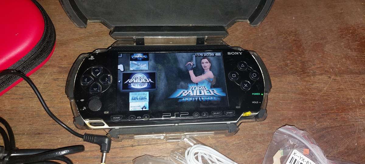 Sony PSP 1000 Bundle