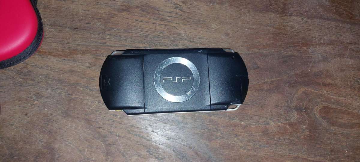 Sony PSP 1000 Bundle