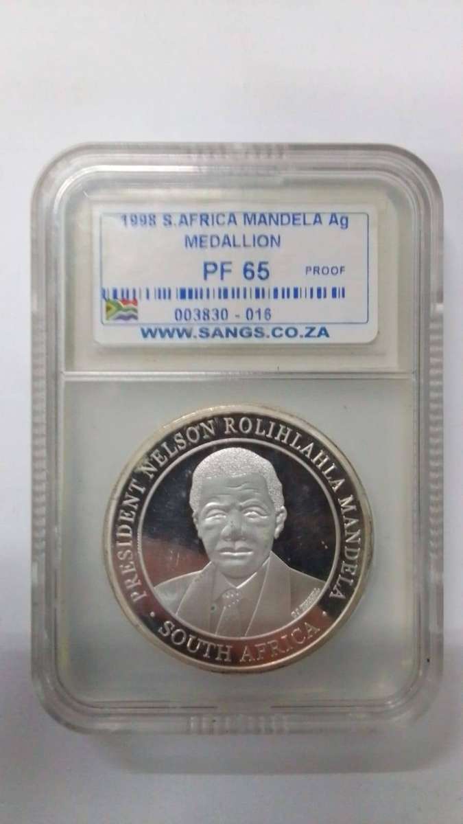 1998 Mandela Victory of Democracy Over Apartheid Medallion