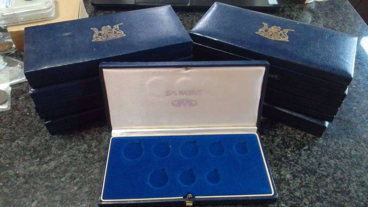 9x Long Blue empty coin boxes