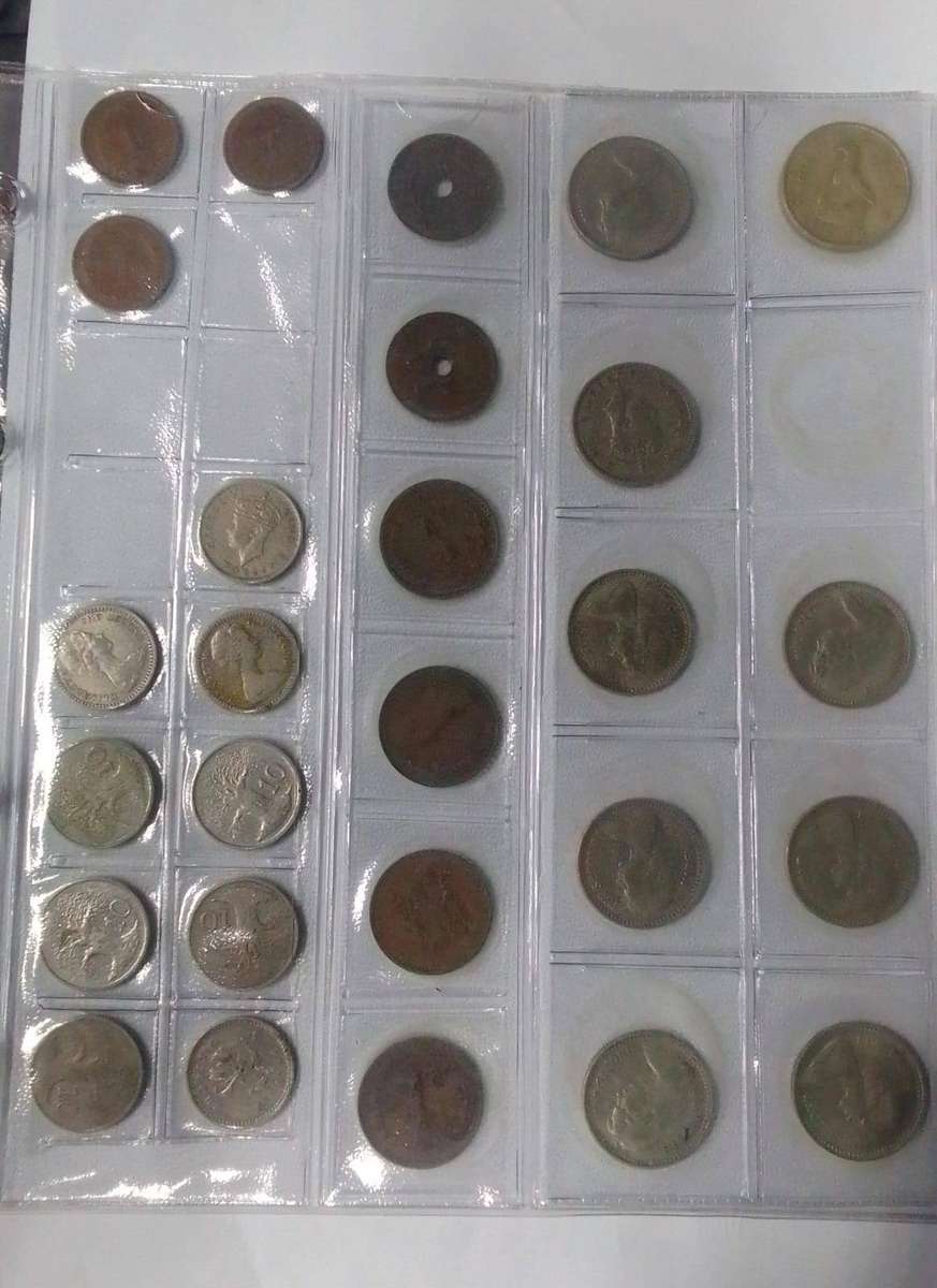 167 Coin Album with various coins of different countries - A must have collection