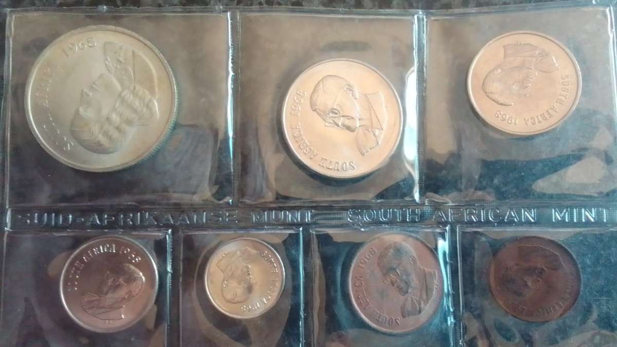 1968 South African Proof Coin set in plastic