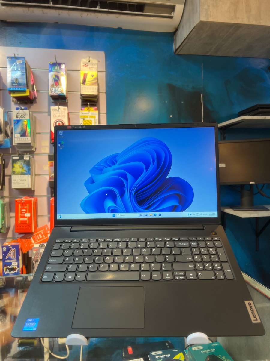 Refurbished Lenovo IdeaPad V15 IRU | 13th Gen i5 | 16GB RAM | 512GB SSD | High Performance Laptop