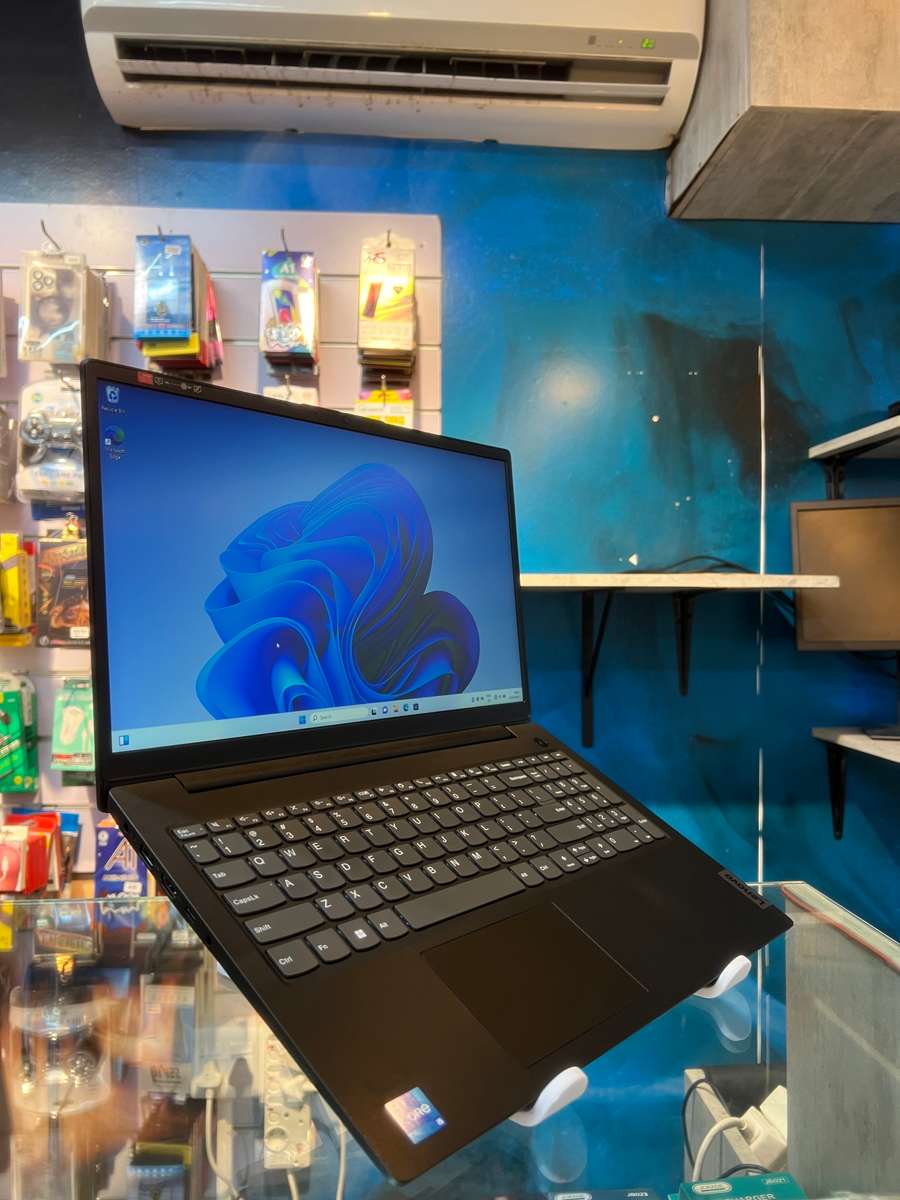 Refurbished Lenovo IdeaPad V15 IRU | 13th Gen i5 | 16GB RAM | 512GB SSD | High Performance Laptop