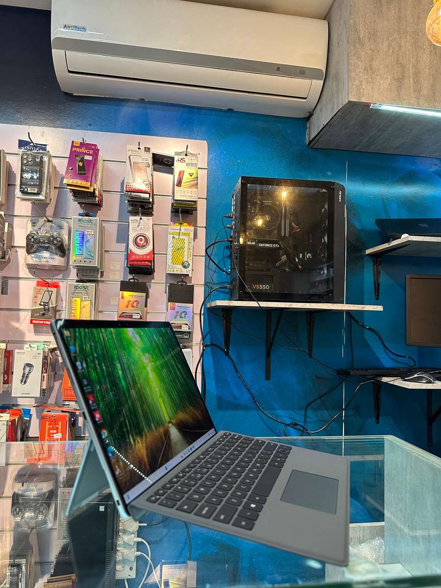 Dell Latitude 7320 13" | Core i5-1140G7 | 16GB RAM | Win 11 Pro | Refurbished 2-in-1 Detachable