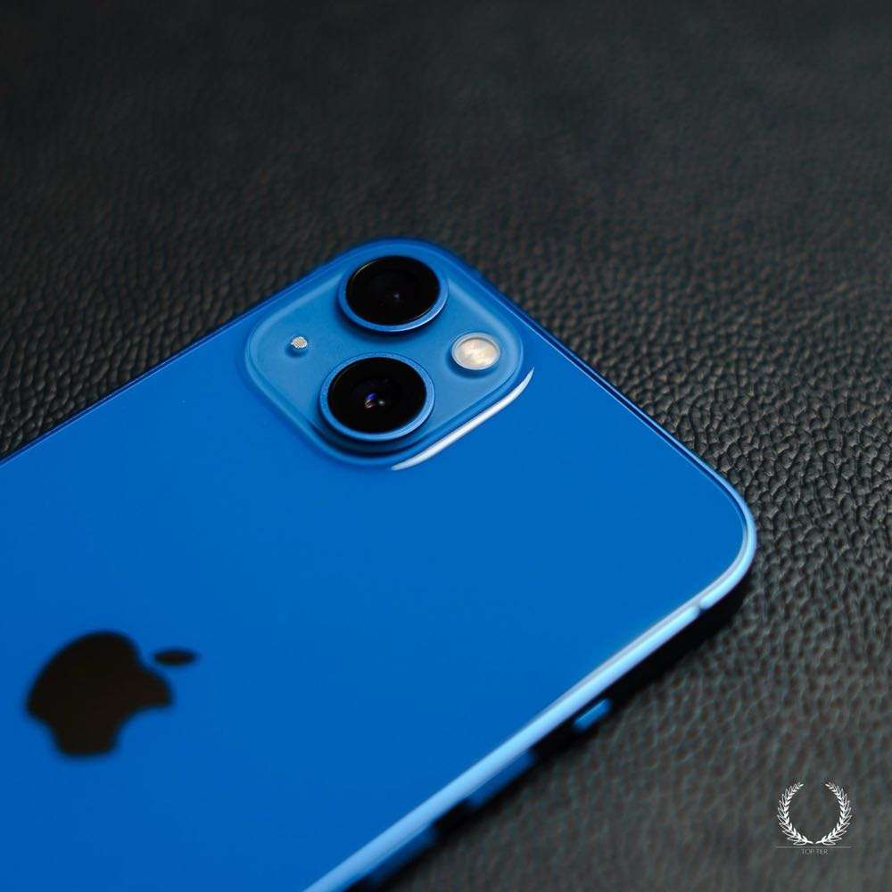 iPhone 13