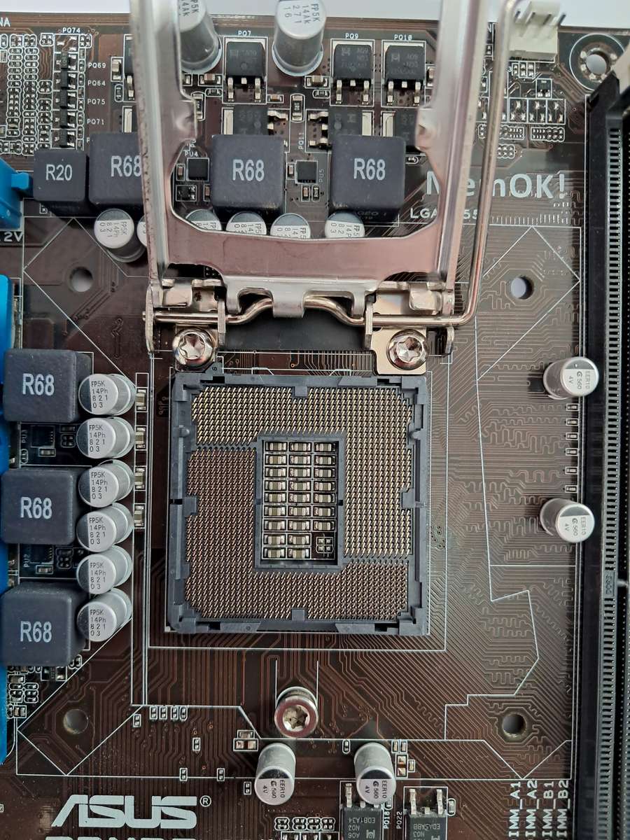 ASUS P8H67-V motherboard