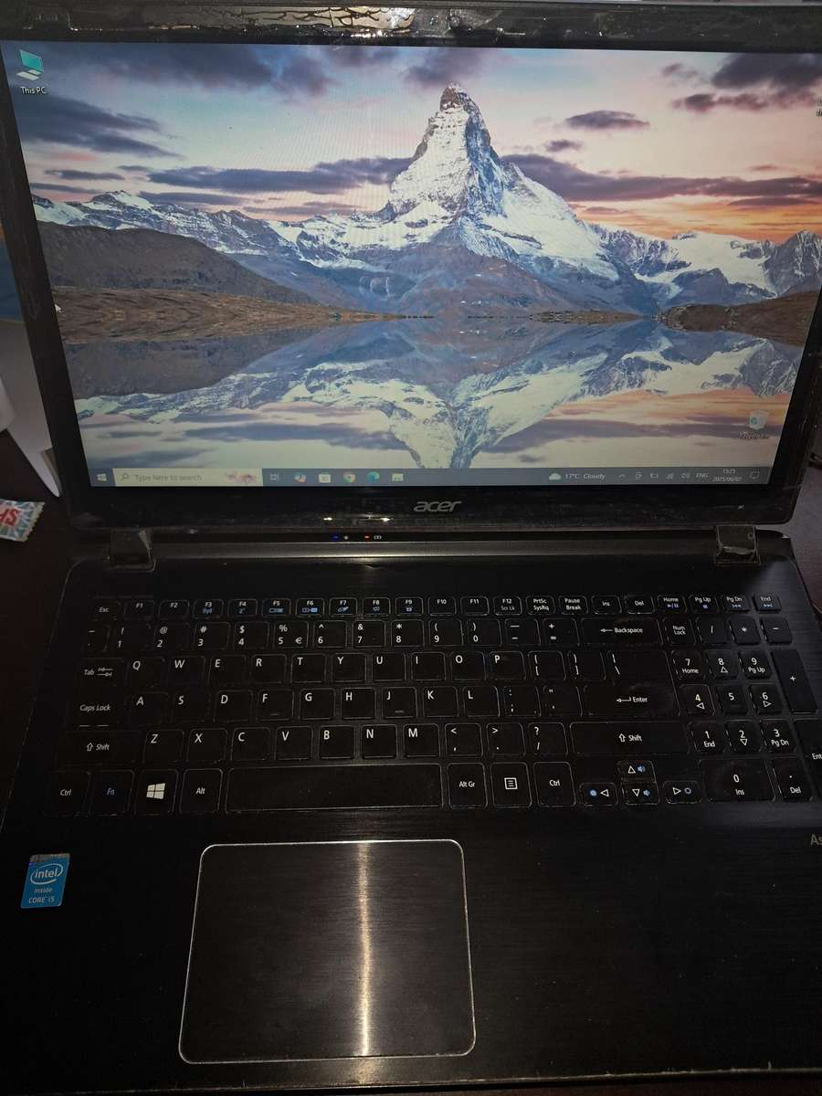 Acer Aspire V7 laptop