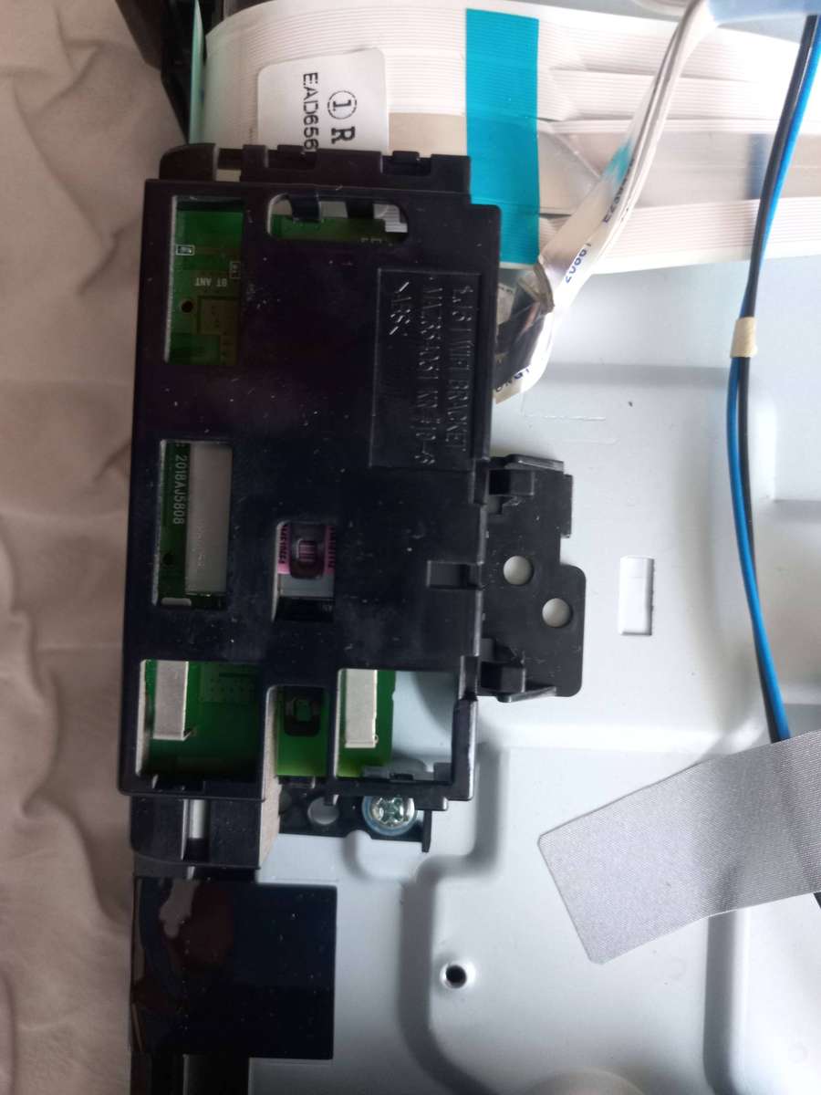 LG TV Parts LED UHD *UM73*