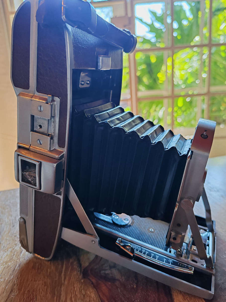 Vintage Polaroid Land Camera Model 95A with Accessories