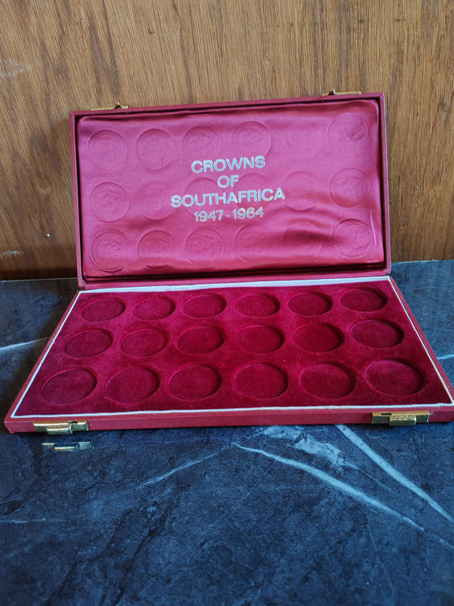 Red Crown of South Africa Display Box  Holds 19471964 Coins
