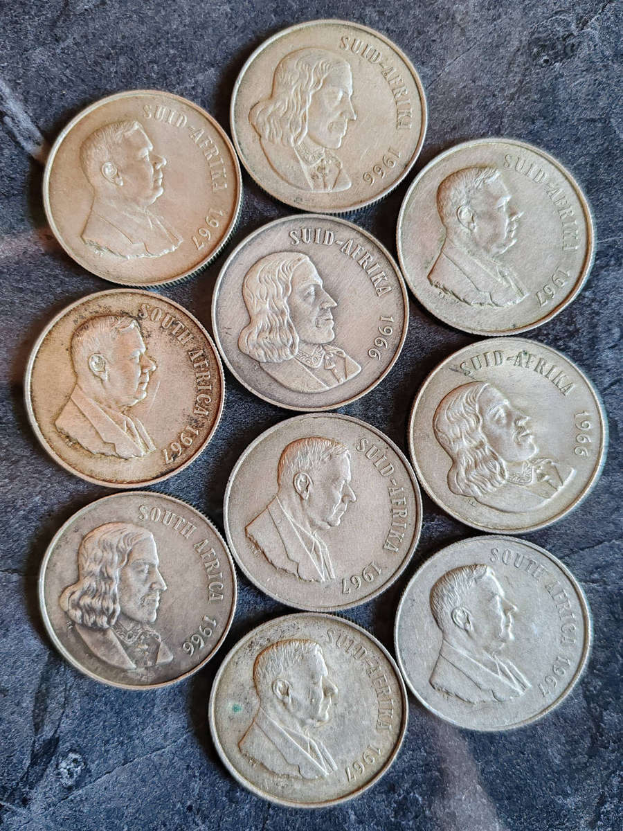 10 x South African 1 Rand Silver Coins (1960s)  80% Silver- LOT 8