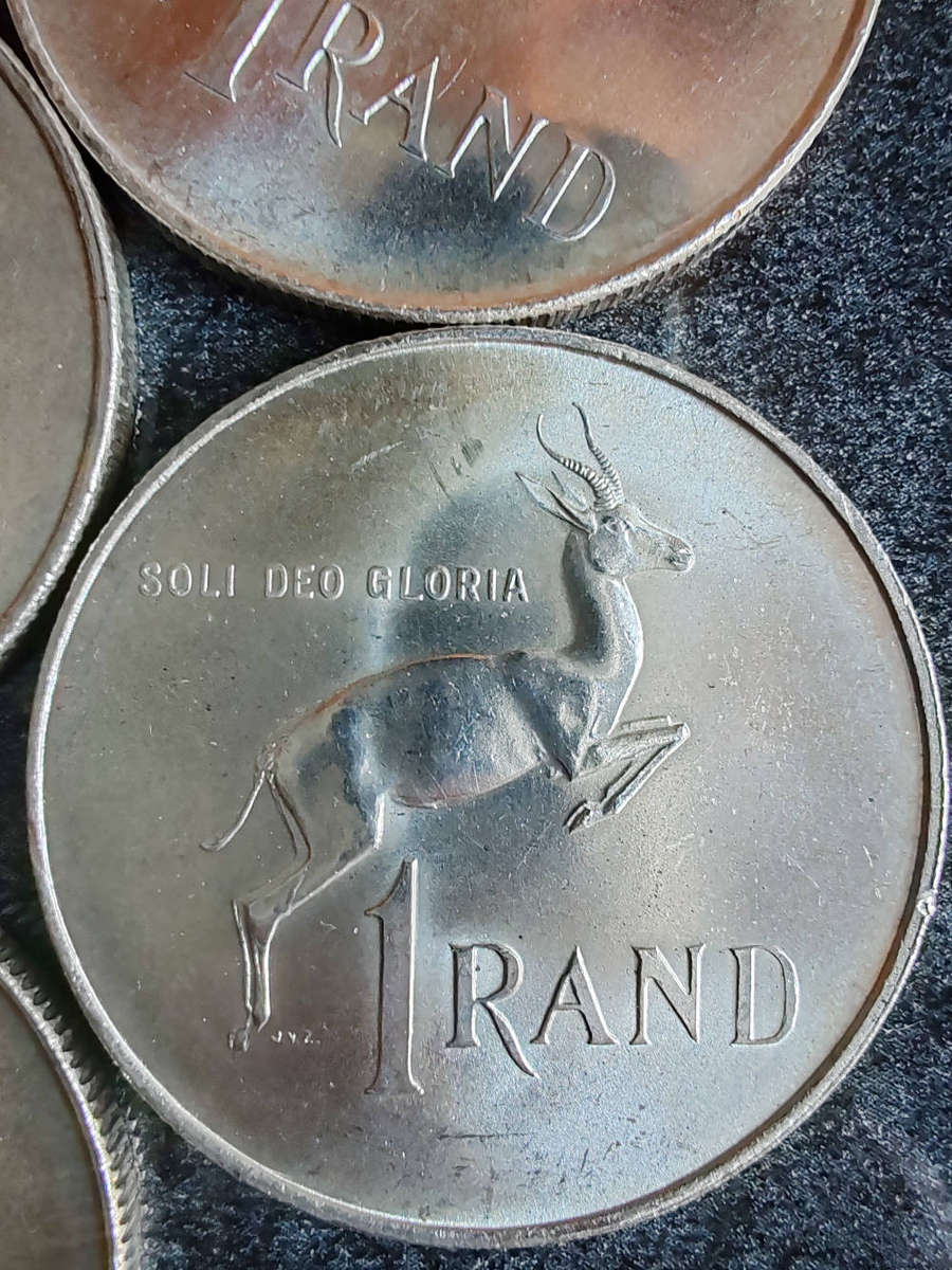 10 x South African 1 Rand Silver Coins (1960s)  80% Silver - LOT 3